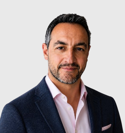 Headshot for Enzo Arena